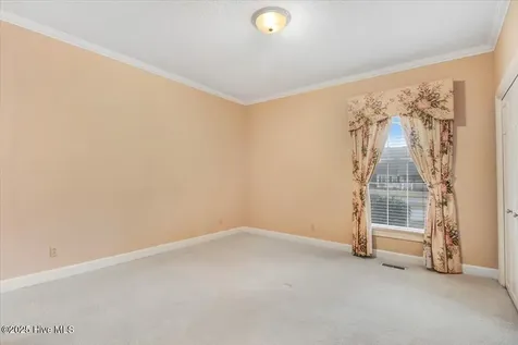 702 Hillcrest Drive Mount Olive NC 28365