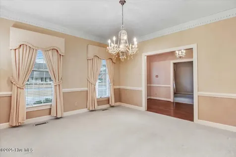 702 Hillcrest Drive Mount Olive NC 28365
