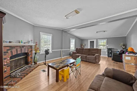 1095 James Road Robersonville NC 27871