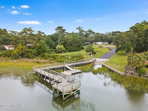 3343 Marlin Drive SE Bolivia NC 28422