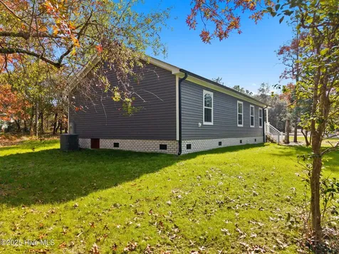 3343 Marlin Drive SE Bolivia NC 28422