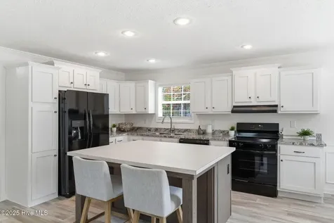 3343 Marlin Drive SE Bolivia NC 28422