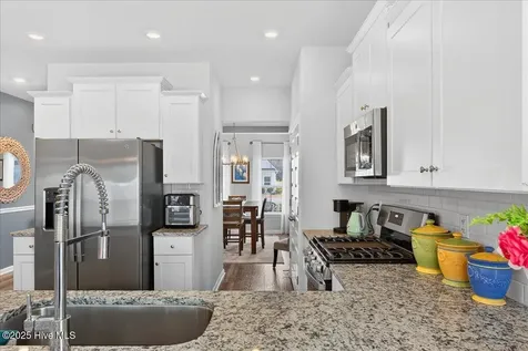 9200 Island Shore Avenue Calabash NC 28467