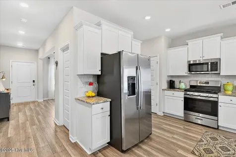 9200 Island Shore Avenue Calabash NC 28467