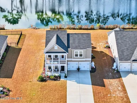 9200 Island Shore Avenue Calabash NC 28467