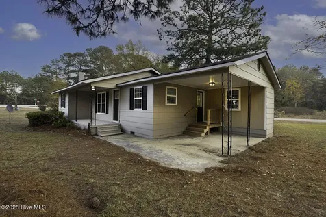 4050 Doc Bennett Road Fayetteville NC 28306