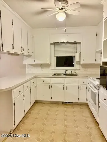1729 Holly Ridge Road Kinston NC 28504