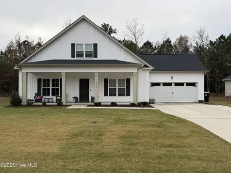 3323 School View Drive Farmville NC 27828