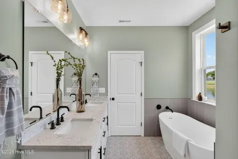 2978 Golf Lake Drive SW Supply NC 28462
