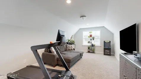 332 Oleander Drive Greenville NC 27858