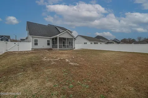 332 Oleander Drive Greenville NC 27858