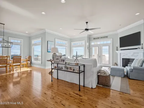 6414 Ocean Drive Emerald Isle NC 28594