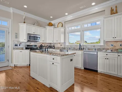 6414 Ocean Drive Emerald Isle NC 28594