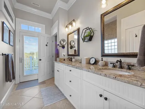 6414 Ocean Drive Emerald Isle NC 28594