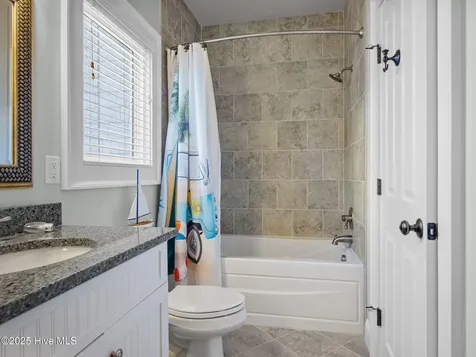 6414 Ocean Drive Emerald Isle NC 28594