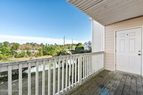807 March Court Wilmington NC 28405