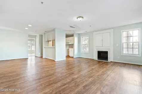 807 March Court Wilmington NC 28405