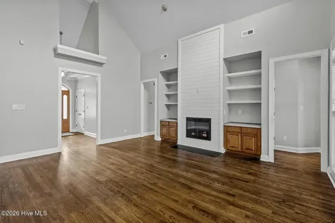 237 Country Squire Lane Jacksonville NC 28540