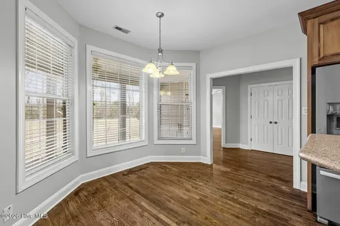 237 Country Squire Lane Jacksonville NC 28540
