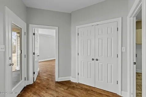 237 Country Squire Lane Jacksonville NC 28540