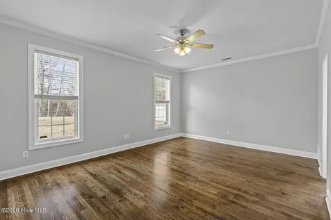237 Country Squire Lane Jacksonville NC 28540