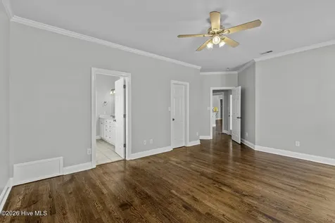 237 Country Squire Lane Jacksonville NC 28540