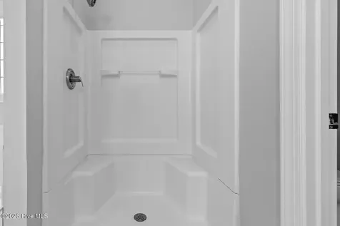 237 Country Squire Lane Jacksonville NC 28540