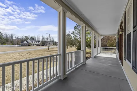 237 Country Squire Lane Jacksonville NC 28540