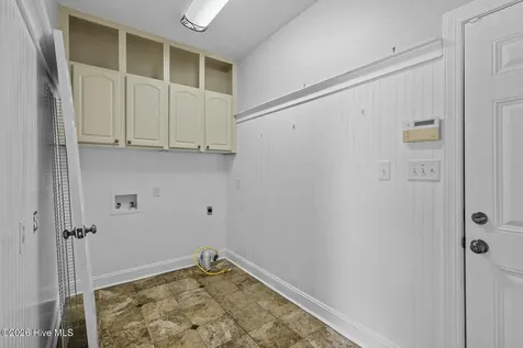 237 Country Squire Lane Jacksonville NC 28540
