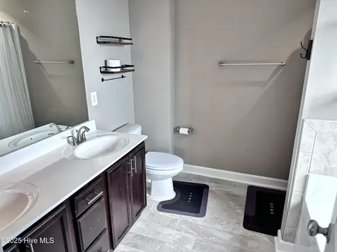 820 Tuscarora Trail Jacksonville NC 28546