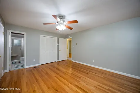 402 Willow Road Clinton NC 28328