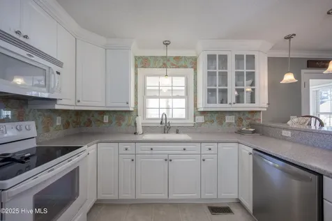 402 Willow Road Clinton NC 28328