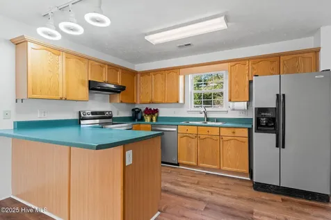 161 NE 7th Street Oak Island NC 28465