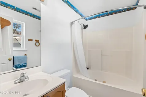 161 NE 7th Street Oak Island NC 28465