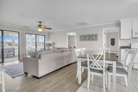 161 High Point Street Holden Beach NC 28462
