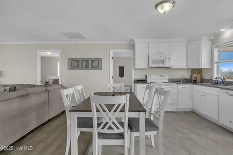 161 High Point Street Holden Beach NC 28462