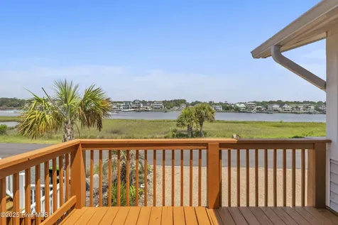 161 High Point Street Holden Beach NC 28462