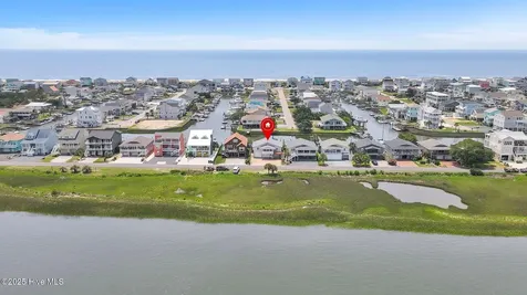161 High Point Street Holden Beach NC 28462