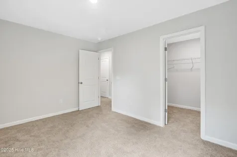 261 Red Vineyard Way Jacksonville NC 28546
