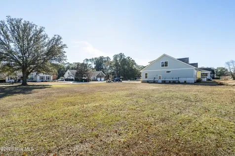 494 Genoes Point Road SW Supply NC 28462