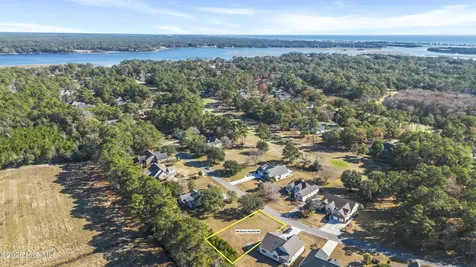 494 Genoes Point Road SW Supply NC 28462