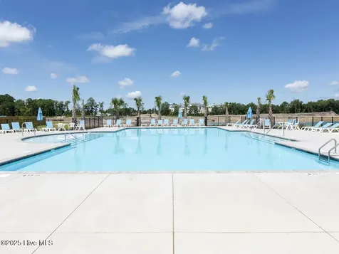 116 N Grassland Road Surf City NC 28445