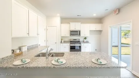 2084 Cypress Hill Drive SE Bolivia NC 28422