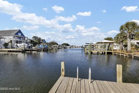6015 6th Street Surf City NC 28445