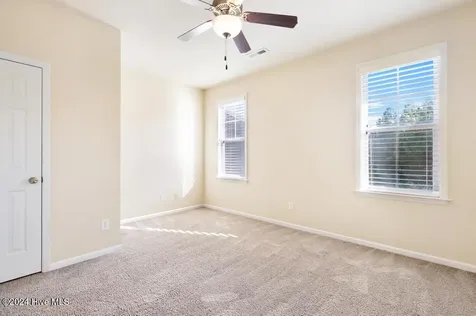 438 Caldwell Loop Jacksonville NC 28546
