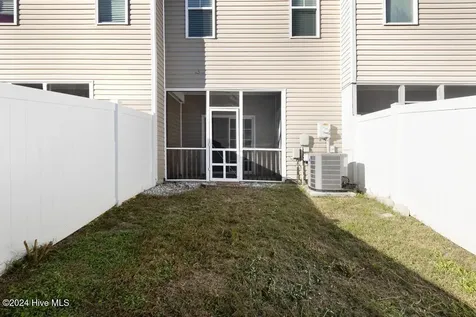 438 Caldwell Loop Jacksonville NC 28546