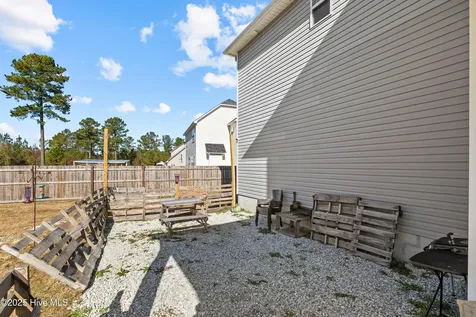 205 Zonnie Lane Jacksonville NC 28540