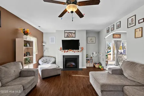 205 Zonnie Lane Jacksonville NC 28540