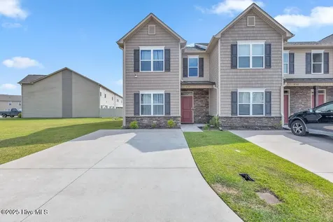 458 Sullivan Loop Road Midway Park NC 28544