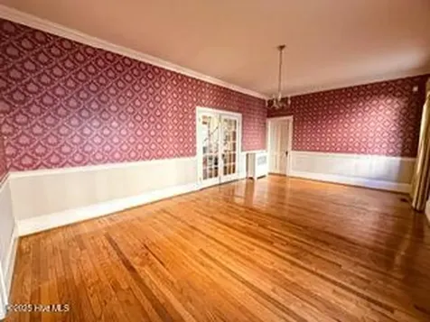 407 S King Street Windsor NC 27983
